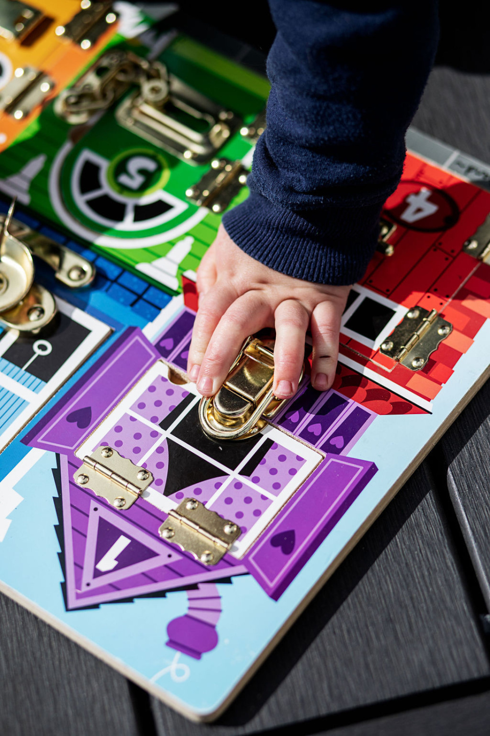 hand house sensory Playgroup Launceston Dec 2022 11